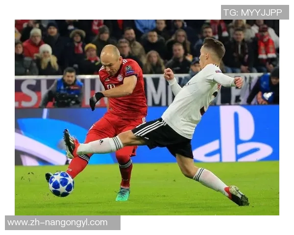 那不勒斯与多特蒙德激战在即谁能在欧冠赛场上笑到最后